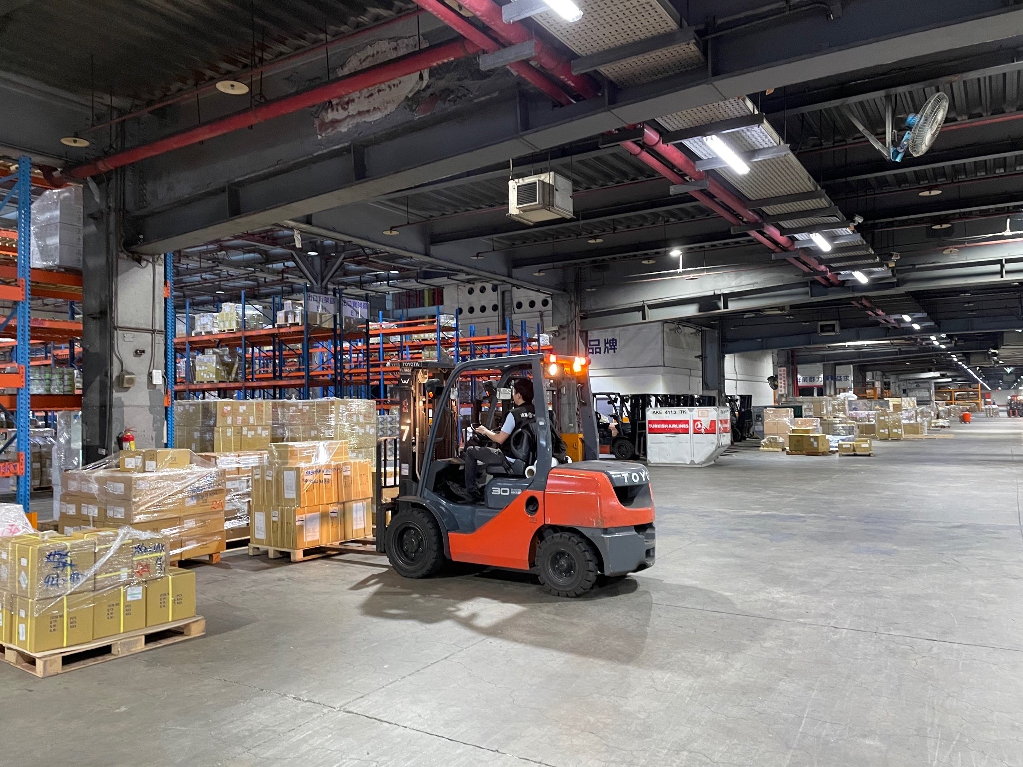 Dimerco Services_Contract Logistics_Bonded Warehousing-3 PG征途国际官方网站图片